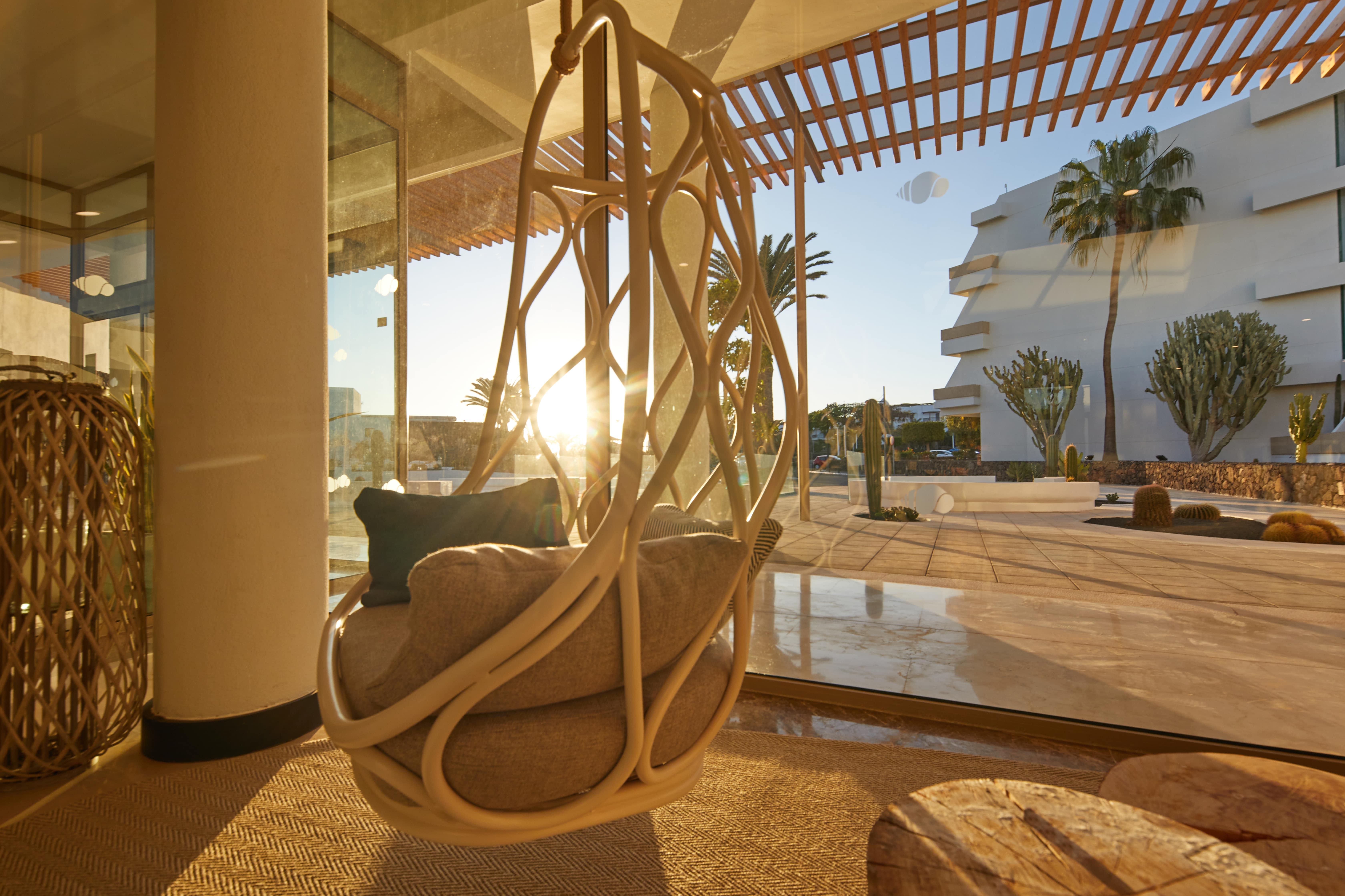 Dreams Lanzarote Playa Dorada Resort & Spa Playa Blanca  Esterno foto The resort's lobby