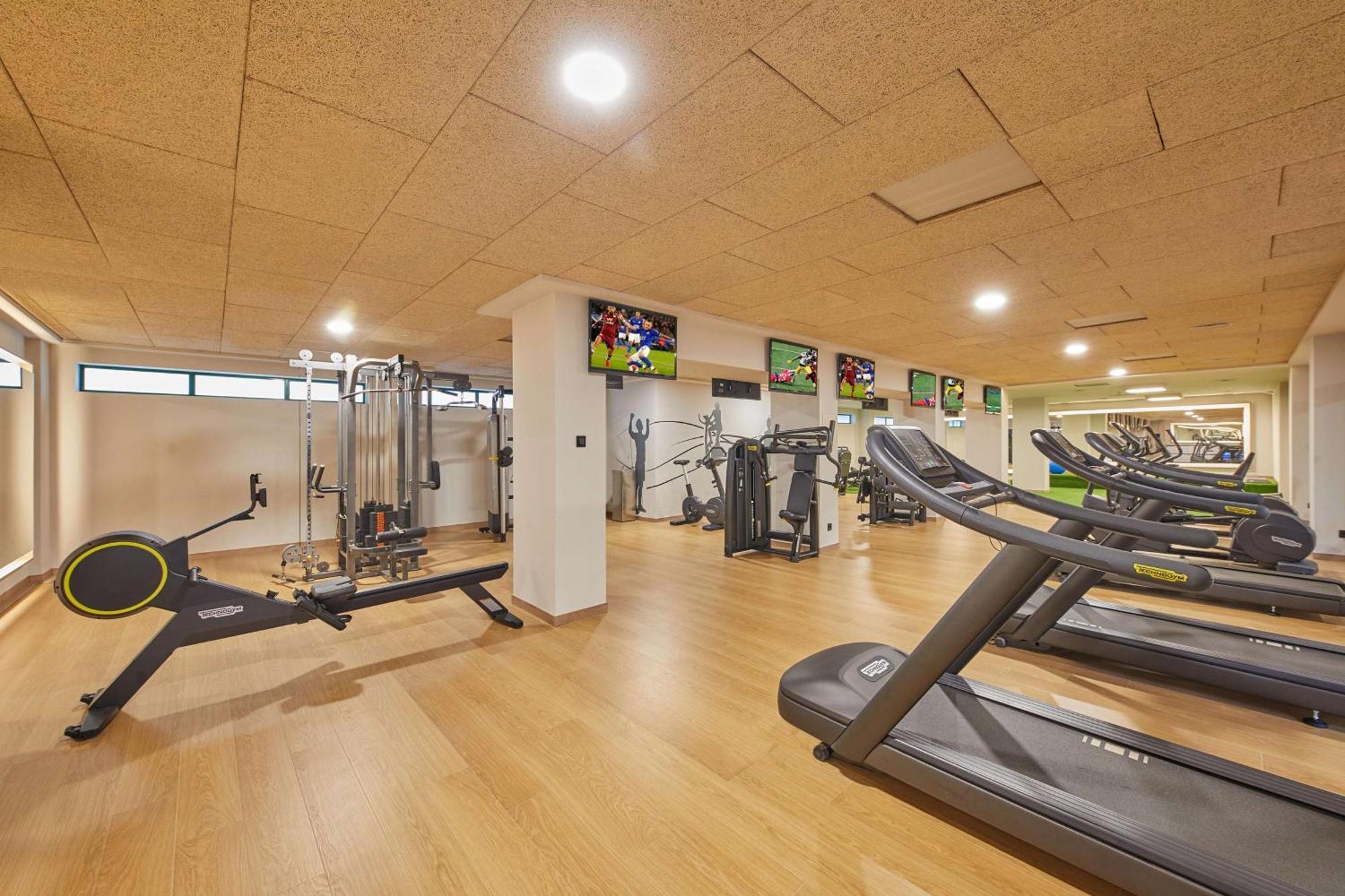 Dreams Lanzarote Playa Dorada Resort & Spa Playa Blanca  Esterno foto The gym at the hotel